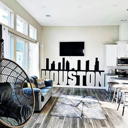 Modern Style Relaxation In Houston, Texas Villa Eksteriør bilde