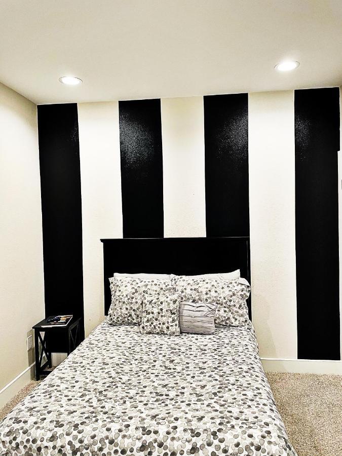 Modern Style Relaxation In Houston, Texas Villa Eksteriør bilde
